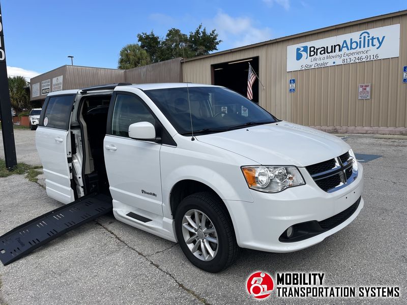 2019 Dodge Grand Caravan BraunAbility Dodge Entervan XT wheelchair van for sale