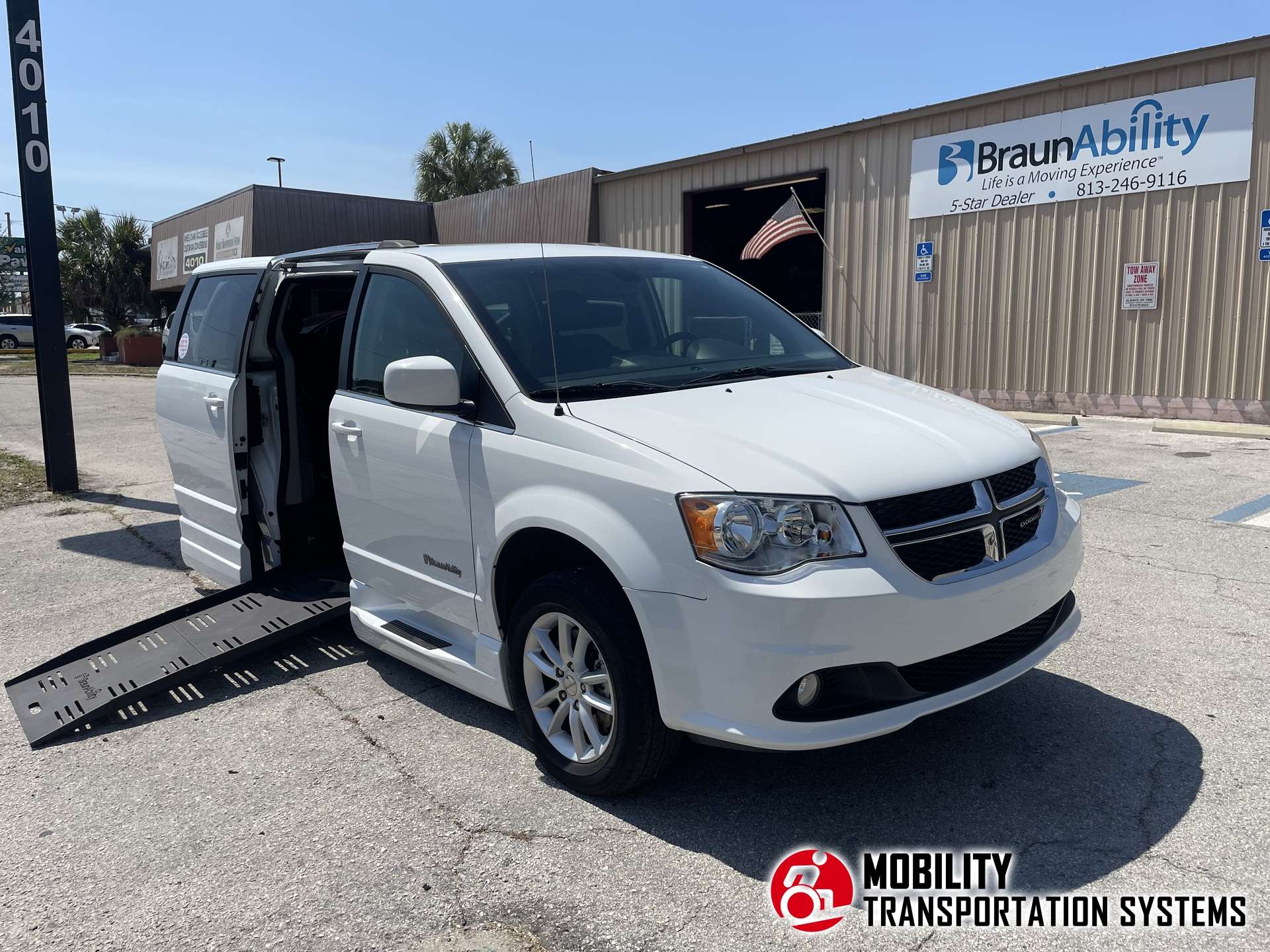 2019 Dodge Grand Caravan | Stock: KR512750 | Wheelchair Van For Sale ...